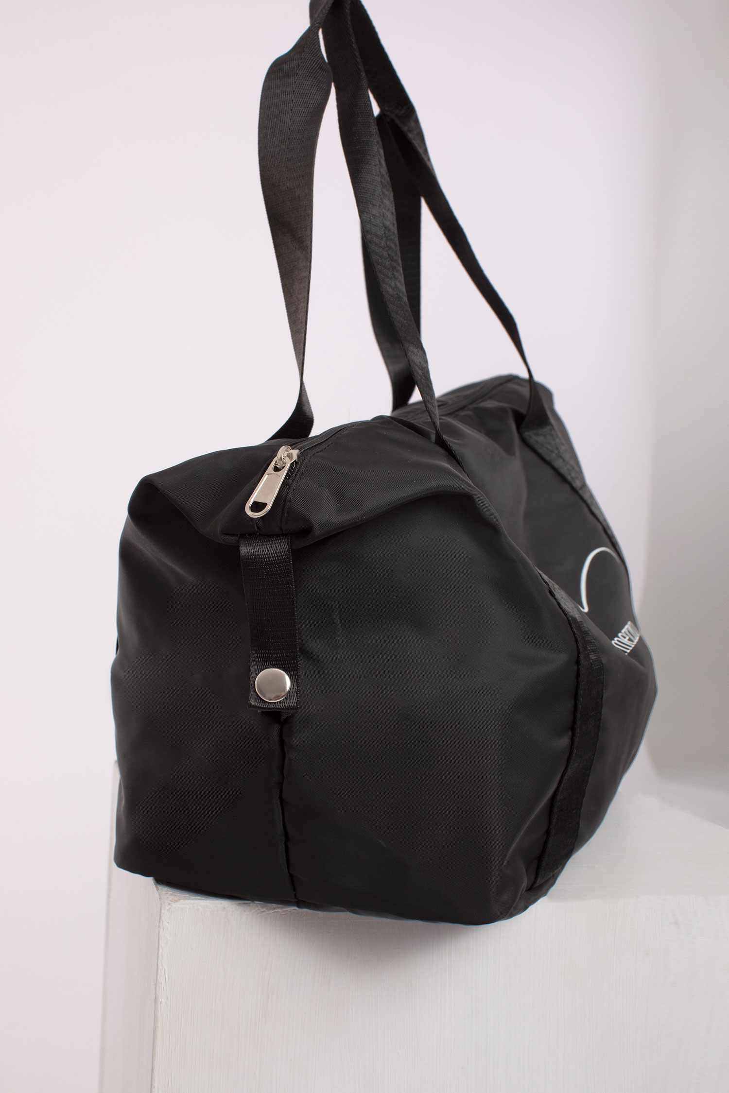 Delani Skate Bag - Image 2