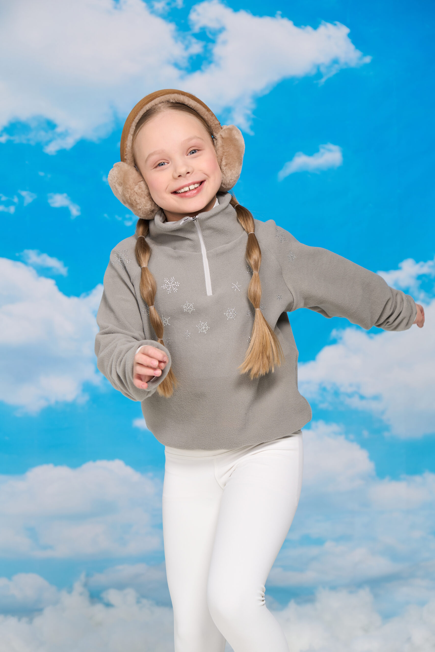 JIV Fleece Sweater - Snow (various colours) - Image 7