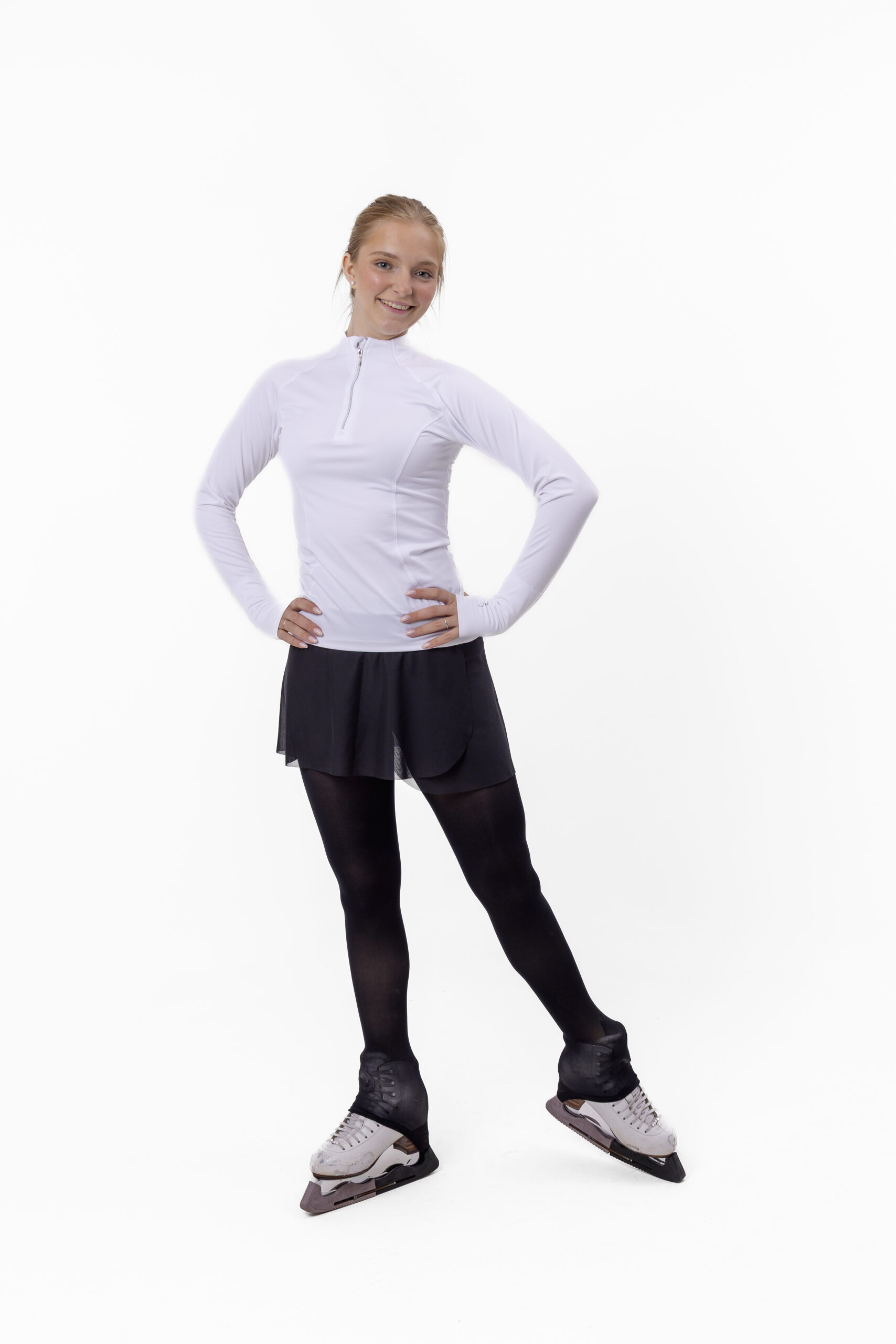 Cloud Sports Skort - Black - Image 5